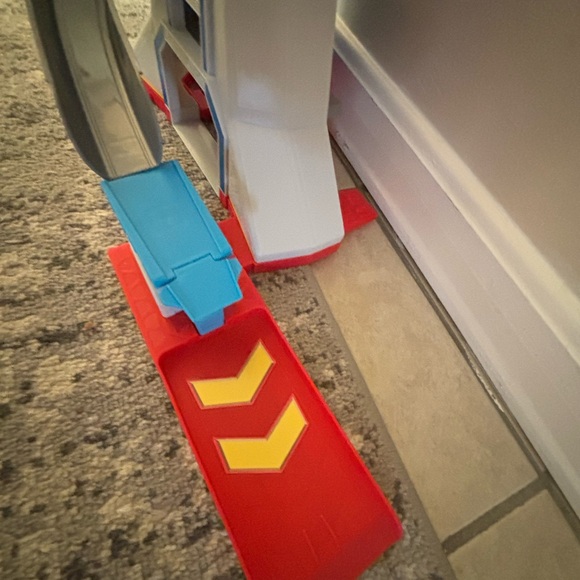 Paw Patrol Adventure Bay Tower - Picture 6 of 6